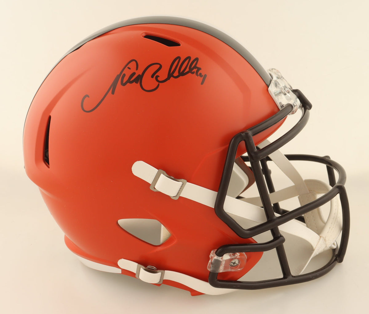 Nick Chubb Signed Browns Full-Size Speed Helmet (Beckett) Beckett Witnessed