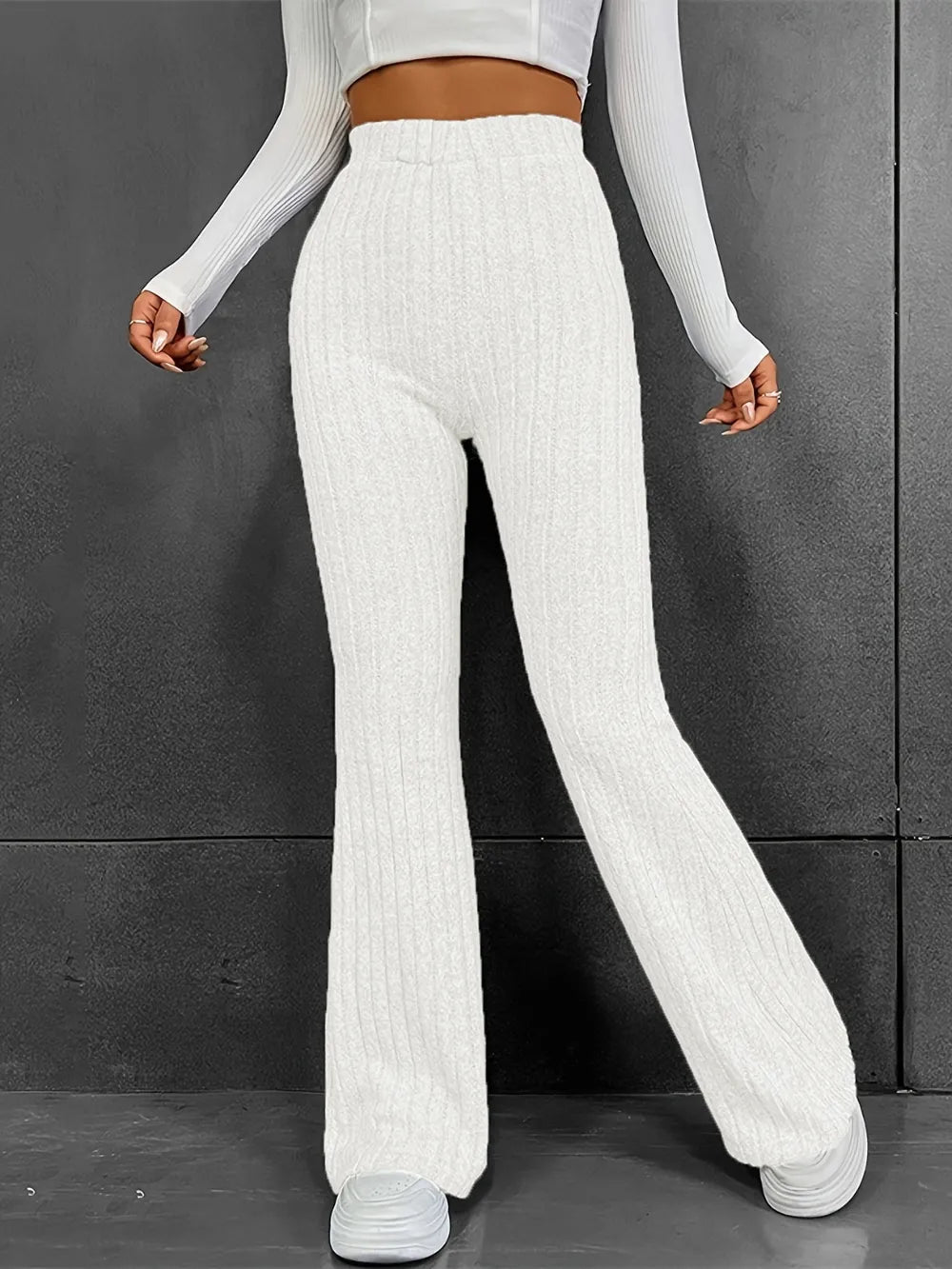 Fashionable and casual solid color micro flared high waisted pants for women