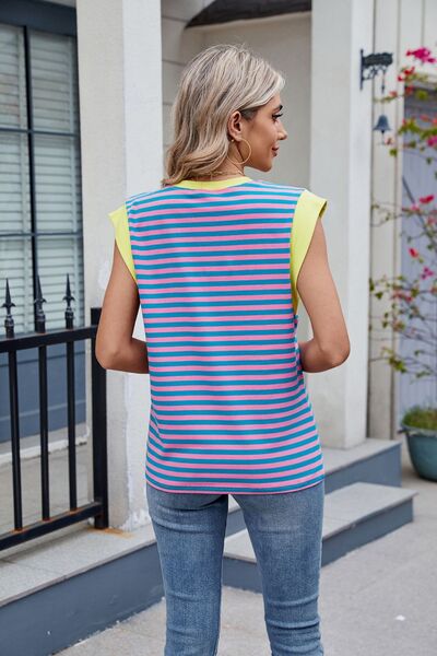 Contrast Striped Round Neck T-Shirt