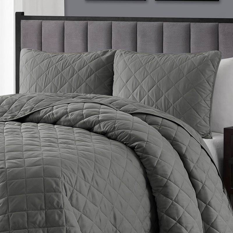 Full/Queen 3-Piece Dark Grey Polyester Microfiber Diamond Quilted Quilt Set