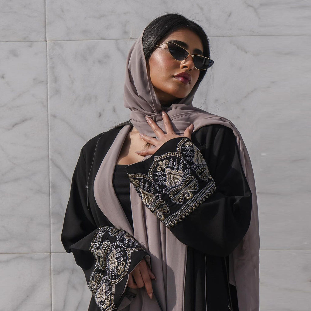 Elegant  Embroidered Temperament Open Abaya (MOA062)