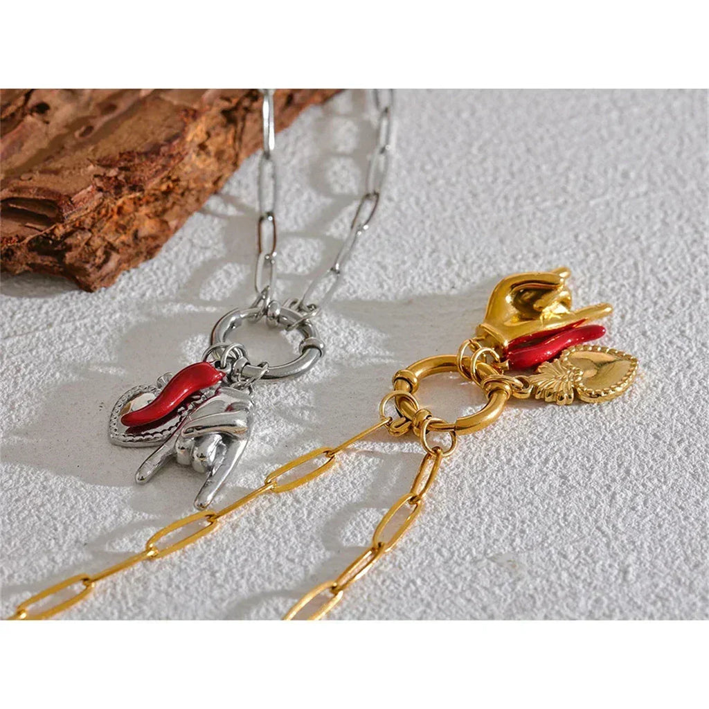 Classic Hot Selling Bull Horn Sacred Heart Detachable Pendant Necklace for Women's Horseshoe Rock Gesture Splicing Necklace