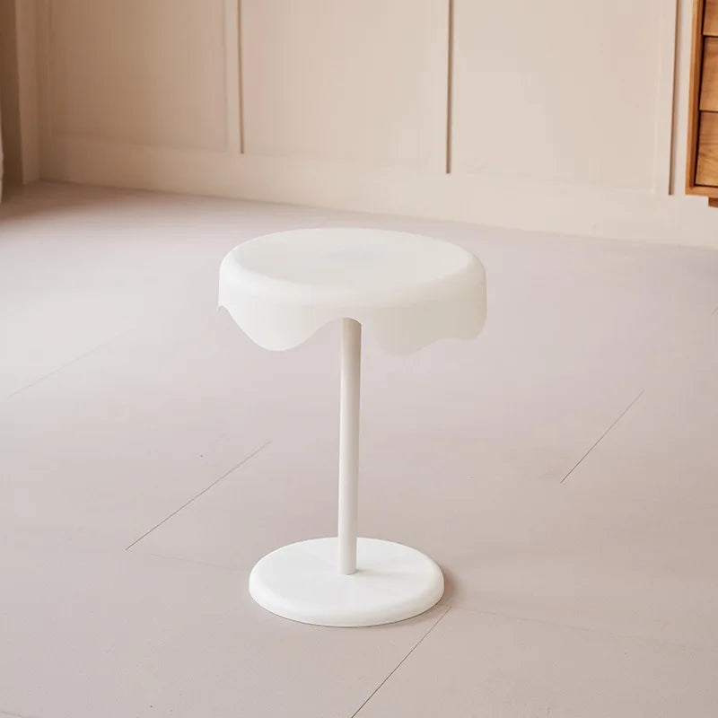Internet celebrity ice cream rack coffee table mobile small side table bedside table tatami tea table sofa coffee table bed