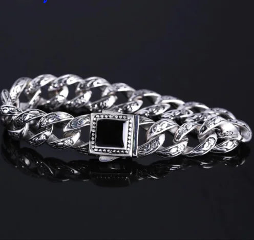 Vintage Rose Pattern Bracelet