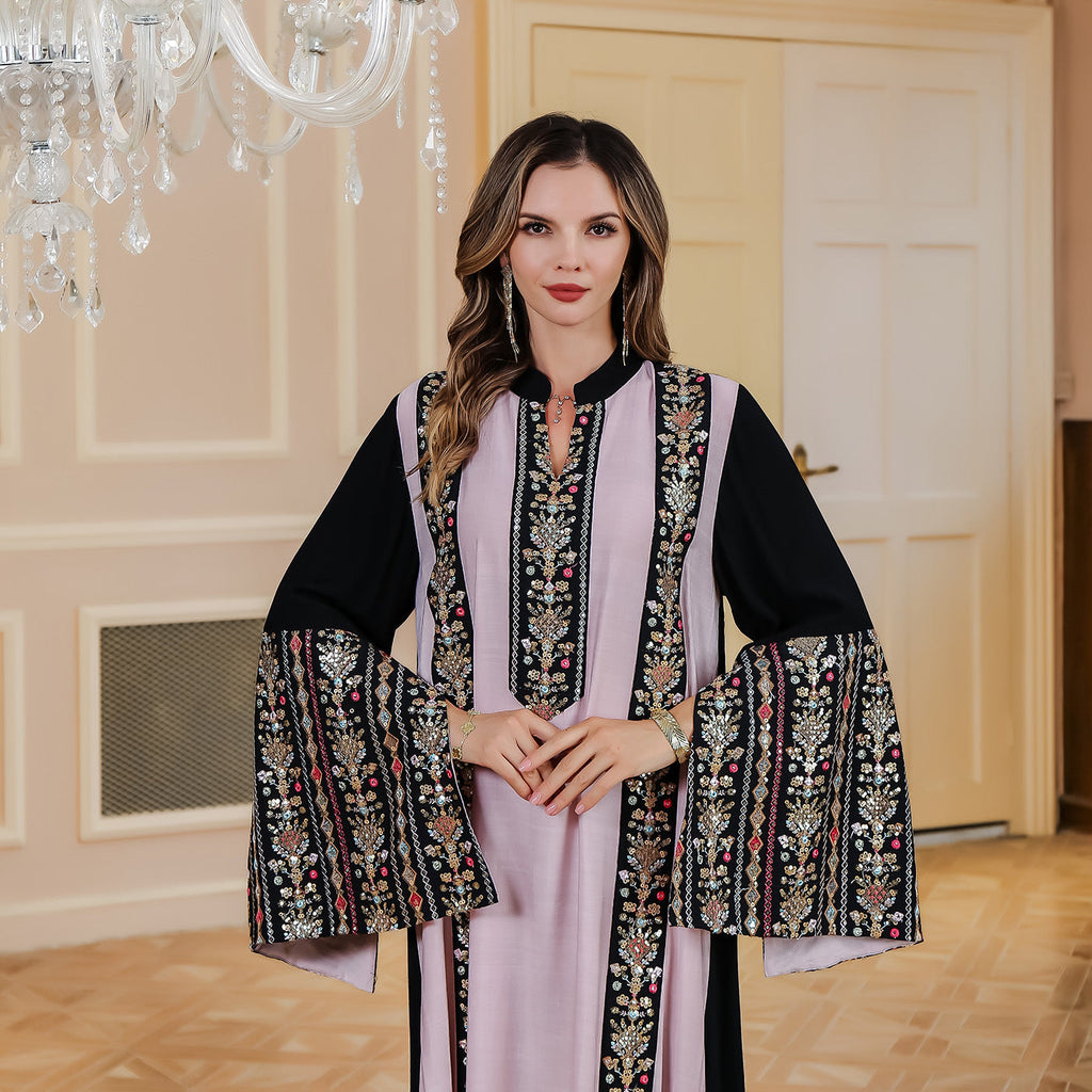 Muslim Dress Middle Eastern Clothing Embroidered Long Robe with Patchwork