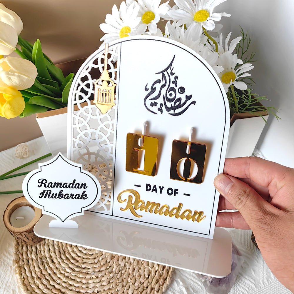Creative Ramadan Countdown Acrylic Ornament (MAC381)