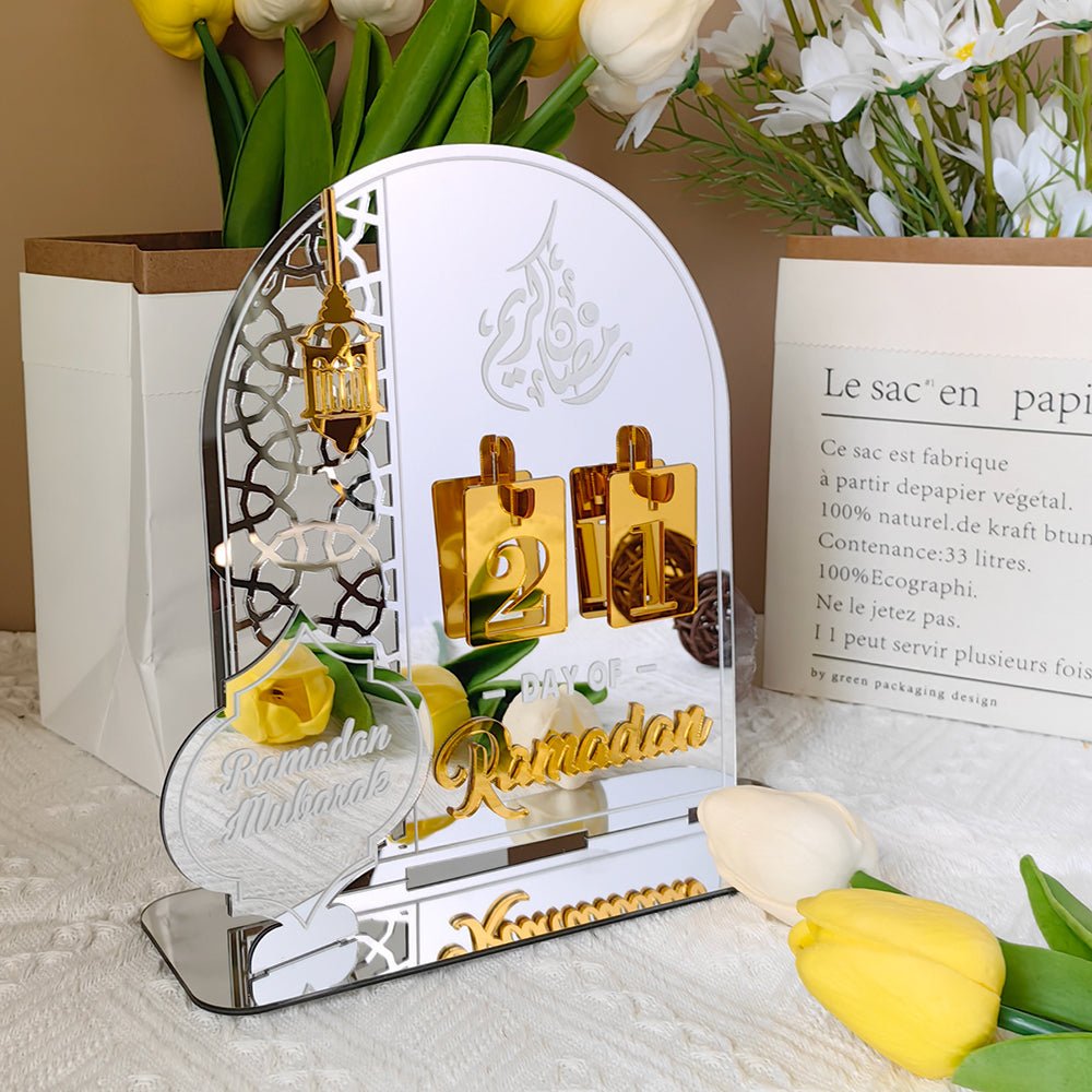 Creative Ramadan Countdown Acrylic Ornament (MAC381)