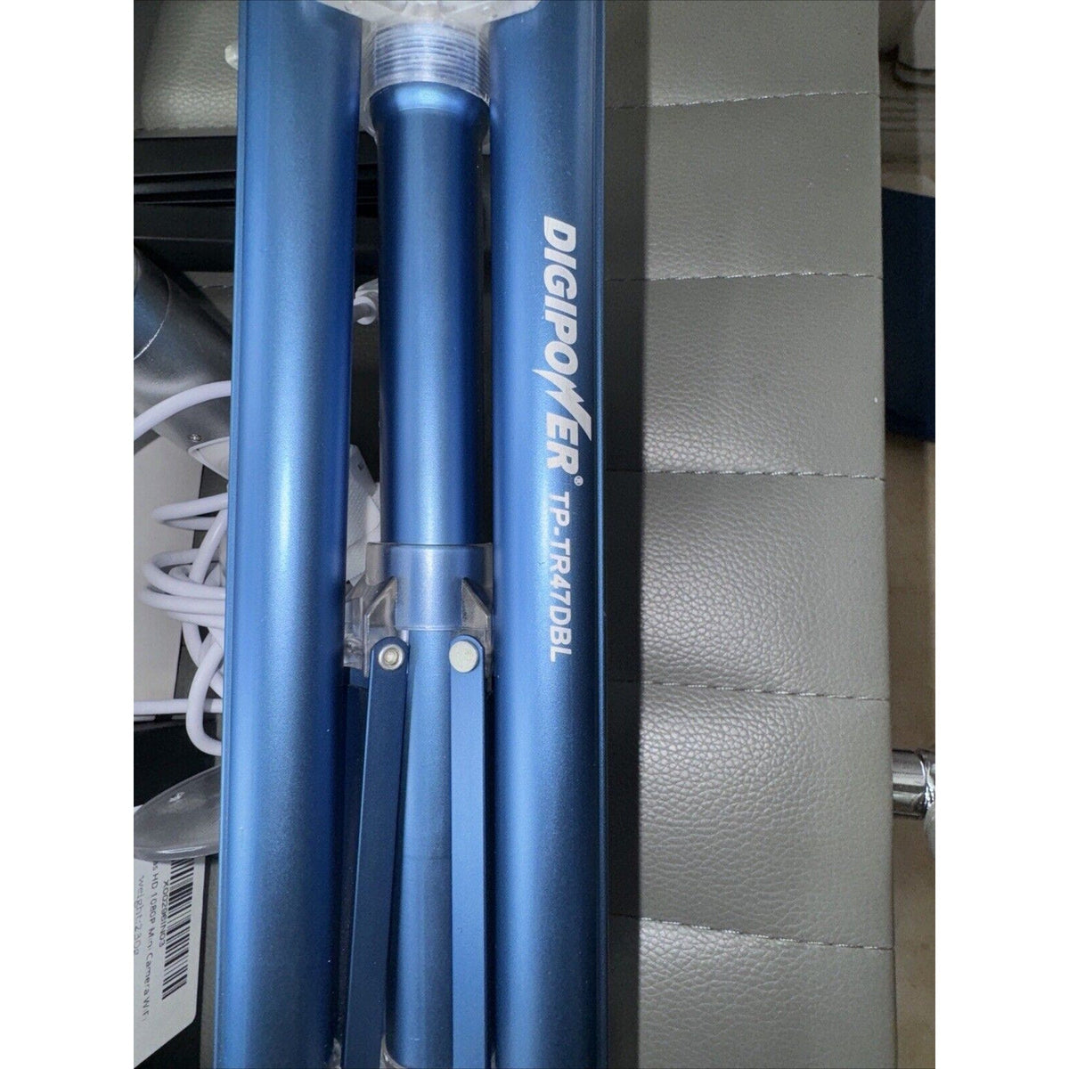 Camera & Tripod Set: Credential Cam, Blue Aluminum Tripods, Mounts & Accessories