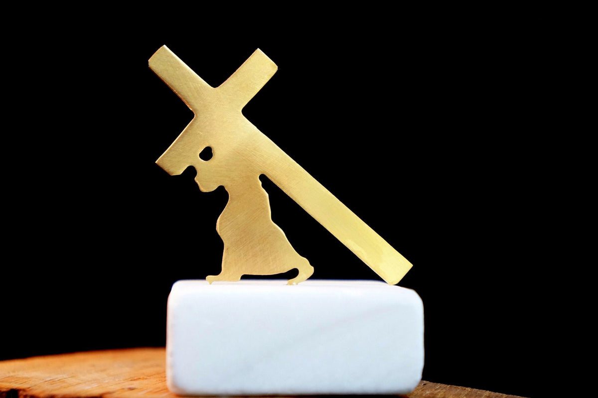 Cross Statue: Minimal Gold Religious Decor (Marble Base Sculpture)