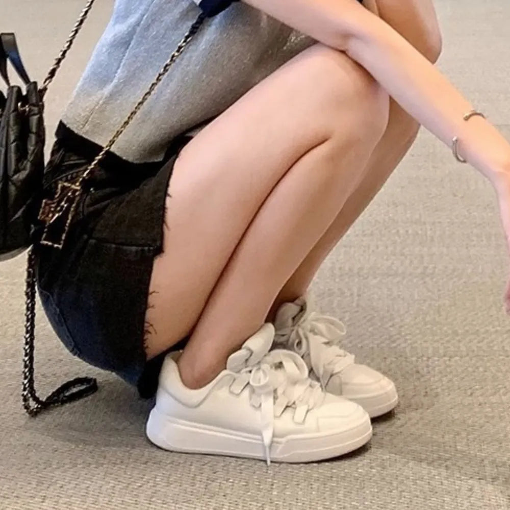 Lace Up Round Toe Sneakers