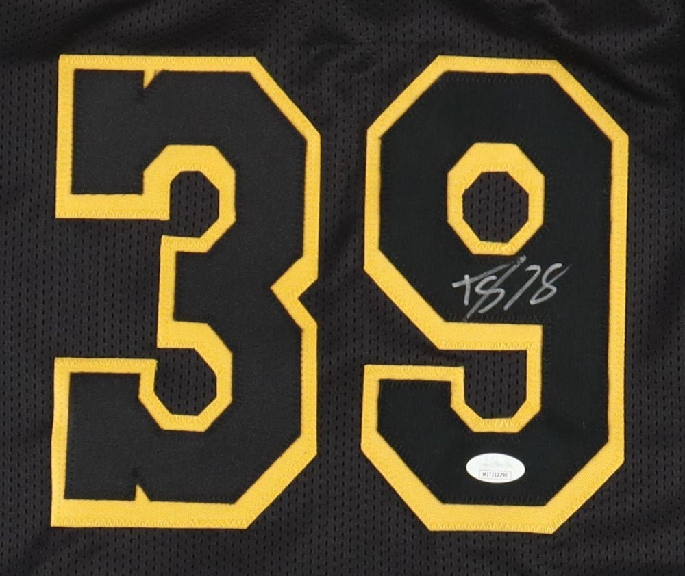 Dwight Howard Signed Jersey (JSA)